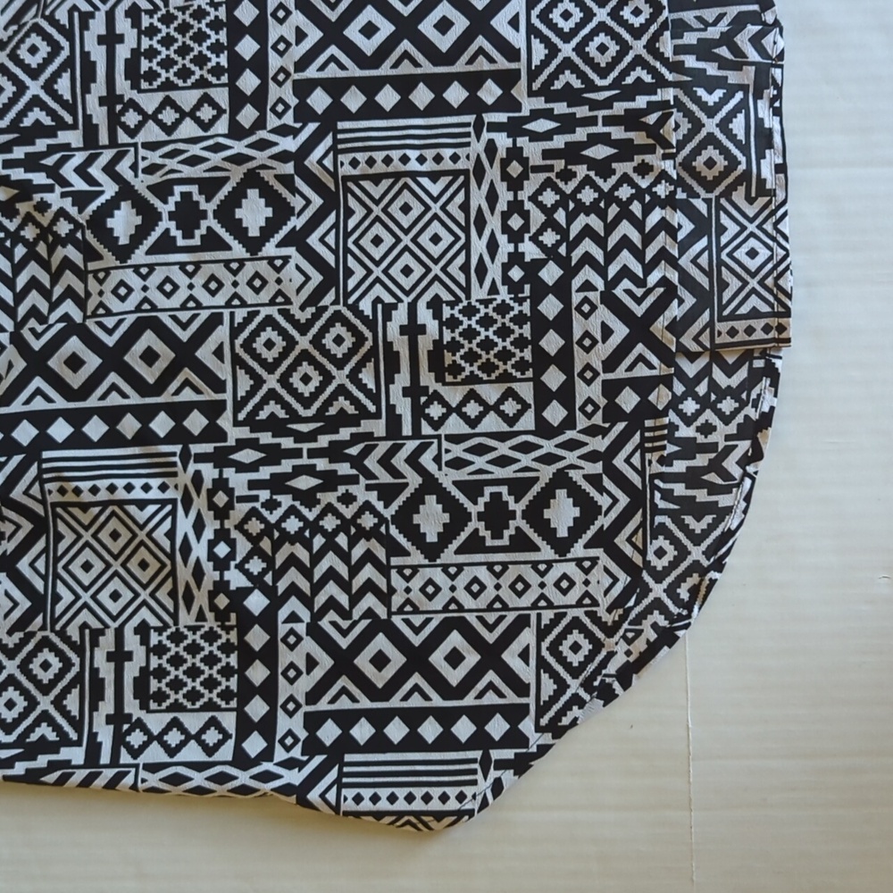 Faded Glory High Low Sleeveless Top XL Black White Pattern - Picture 10 of 14